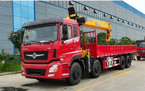 Dongfeng Smooth D7V four after eight + Xugong G14T-5 truck crane - Image 2