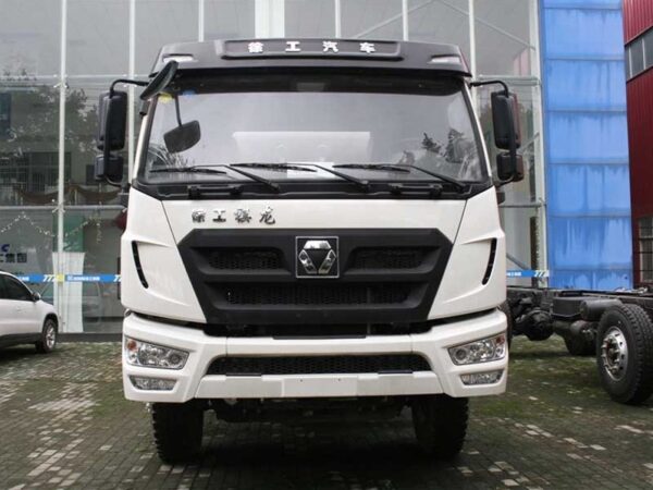 XCMG Qilong 12 Cubic Meter Mixer Truck