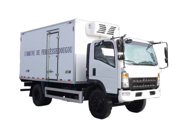 Sinotruk Export Refrigerated Truck(4.5m)