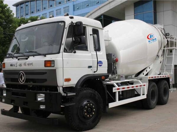 Dongfeng rear twin-steer axle 8-10 cubic meter mixer truck