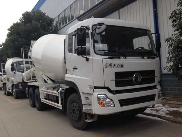 Dongfeng DFL 12-14 Cubic Meter Mixer Truck