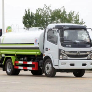 Dongfeng Dolika Water Sprinkler Truck (8-9 cubic meters)