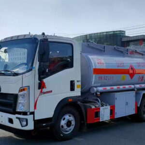 Sinotruk Howo Light Truck 5-ton Fuel Tanker (China VI Emission Standard)