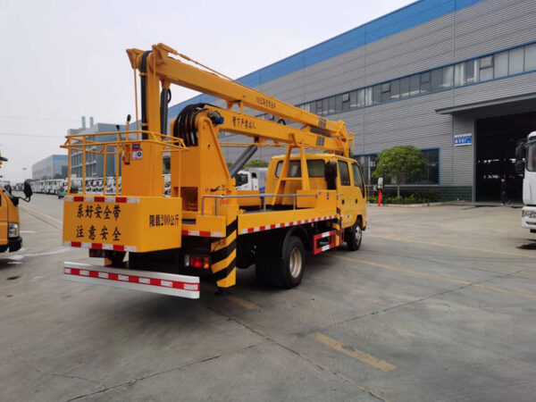 Isuzu 18.5-meter Aerial Work Platform Vehicle - Image 2