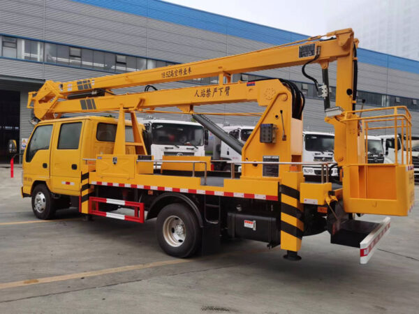 Isuzu 18.5-meter Aerial Work Platform Vehicle - Image 3