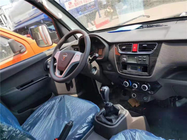 Futian Xiangling 3.1-meter refrigerated truck - Image 6