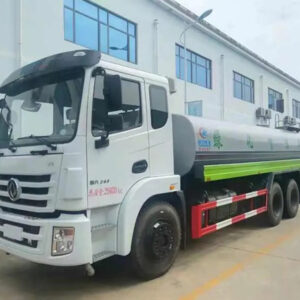 Dongfeng Jincheng 8x4 Alcoholic Beverage Transport Truck