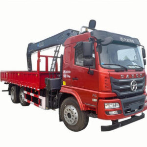 The chassis of Dayun lifting bridge is equipped with 10-12 tons crane