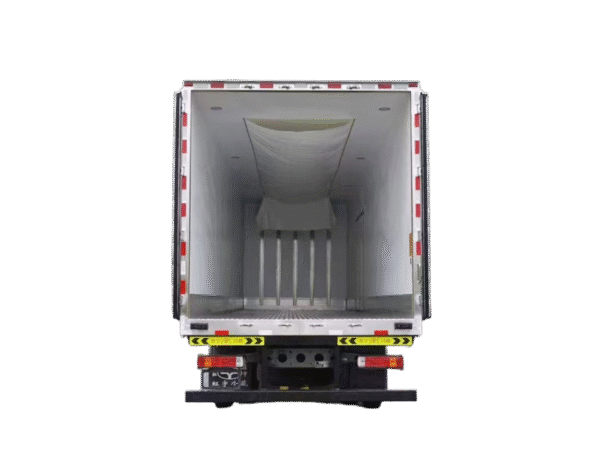 HOWO TX7 Tri-Axle (Air Suspension) Refrigerated Truck（9.4m） - Image 9
