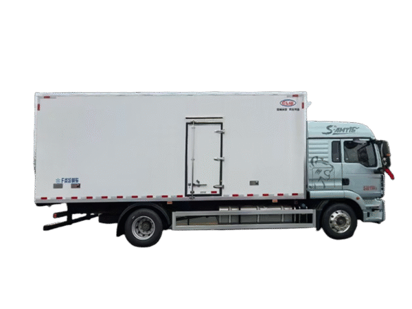 Sinotruk Shandeka 330HP  Automatic Refrigerated Truck（6.8m） - Image 4