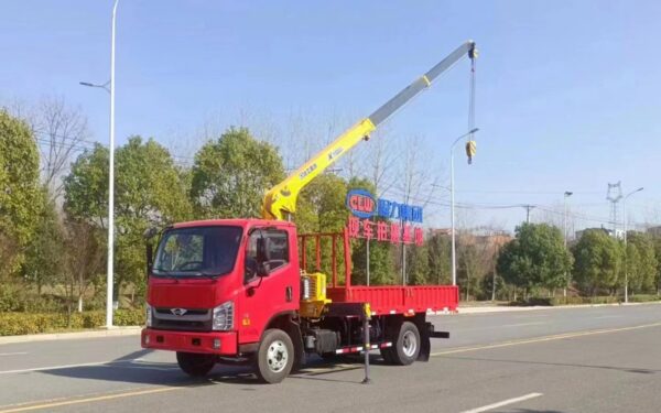 Foton blue brand with car crane - Image 4