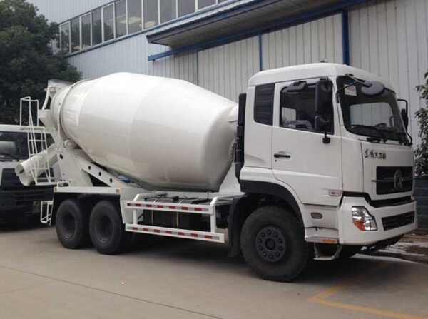 Dongfeng DFL 12-14 Cubic Meter Mixer Truck - Image 2