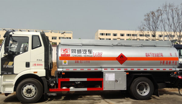 China VI Jiefang J6L Single-Bridge Fuel Truck