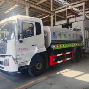Dongfeng Tianjin Water Sprinkler Truck (12 cubic meters)