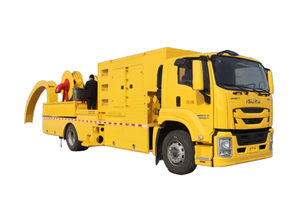 Isuzu large flow remote water supply and drainage rescue vehicle