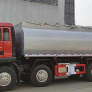 Shandong Shandika front four rear eight regular liquid transport truck