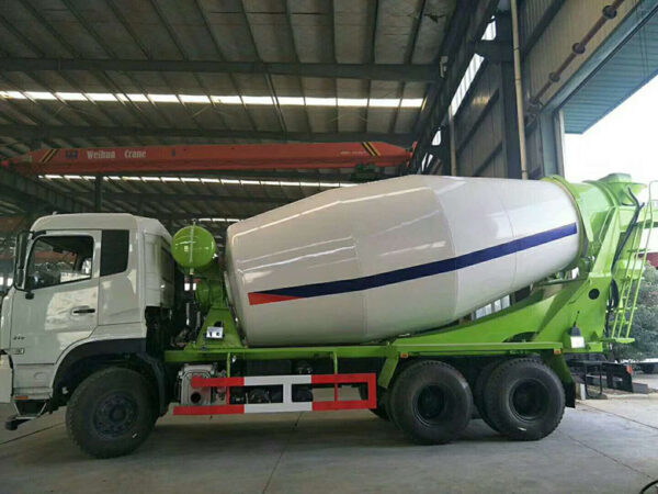 Dongfeng DFL 12-14 Cubic Meter Mixer Truck - Image 3