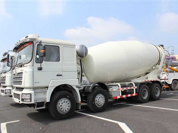 Shaanxi Automobile Delong 18-20 Cubic Meter Mixer Truck - Image 3