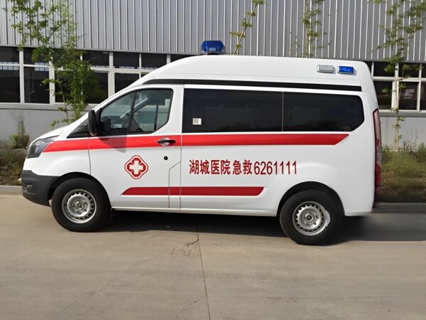 Ford New Transit V362 Short Wheelbase Medium Roof Gasoline Ambulance - Image 3