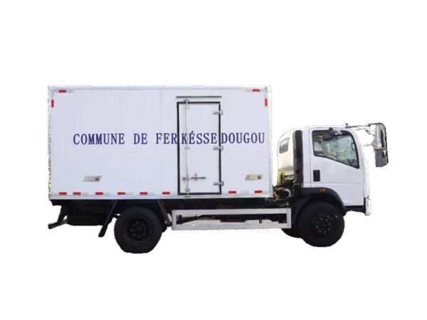 Sinotruk Export Refrigerated Truck(4.5m) - Image 3