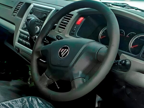 Foton G9 High Roof Right-Hand Drive Export Ambulance - Image 3