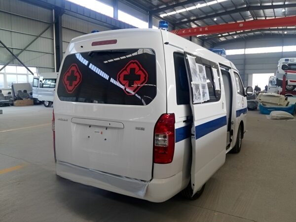 Jinbei New Hiace Ambulance - Image 4