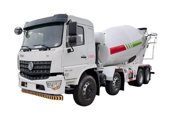 Exclusive Supply Hot Sale Mixer Truck 8*4 DongFeng Light Weight 12 Square Stirring Truck for Sale